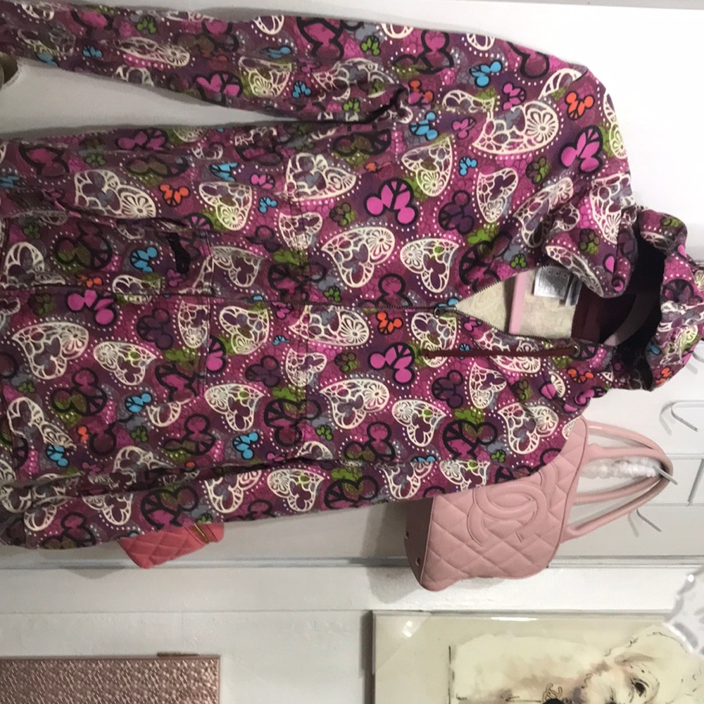 Disneyland hoodie sizeM purple flower peace
